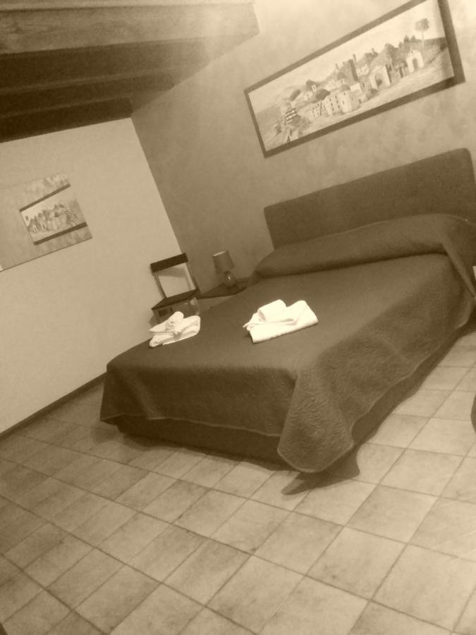 Su Casciu Bed & Breakfast Bosa Ngoại thất bức ảnh